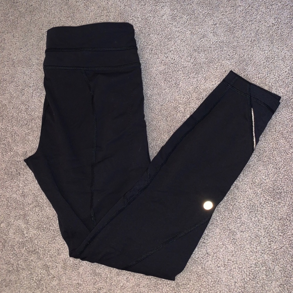 Black lululemon leggings